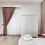 Rafilina's House 4*