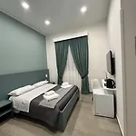住宿加早餐酒店 Rafilina's House