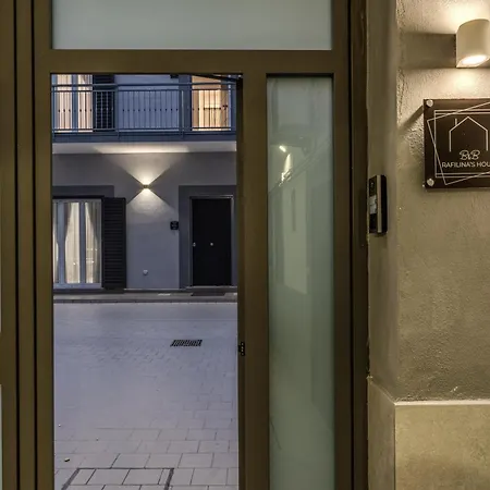 住宿加早餐酒店 Rafilina's House