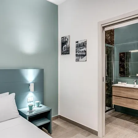 Rafilina's House Bed & Breakfast 4*