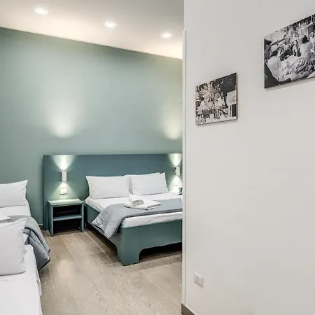 Rafilina's House 4* Neapol